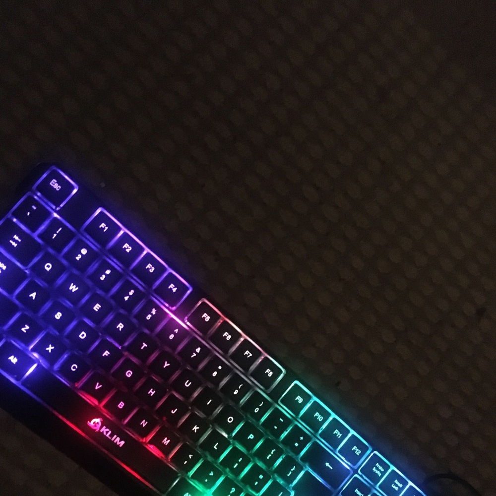 Tenkeyless Gaming Keyboard - Picture 2 of 4